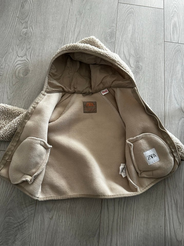 Kapüşonlu Erkek Çocuk Bej Kürklü Mont - Görsel 5