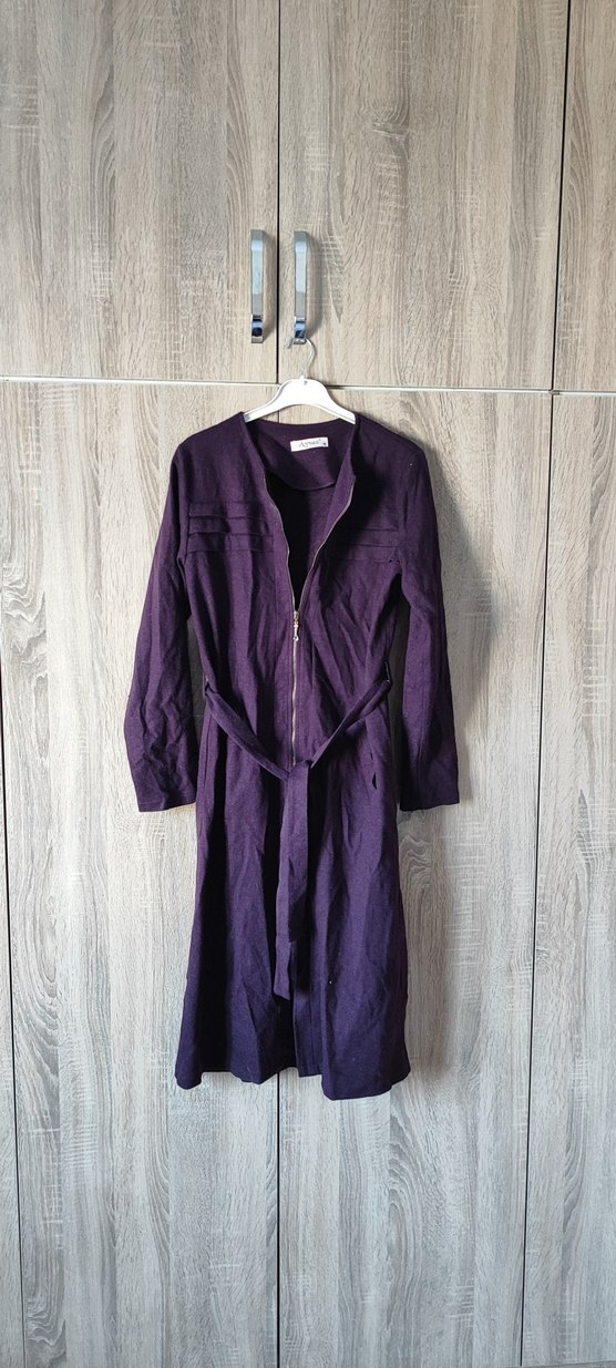Mor Kemerli Uzun Ceketi - Görsel 2