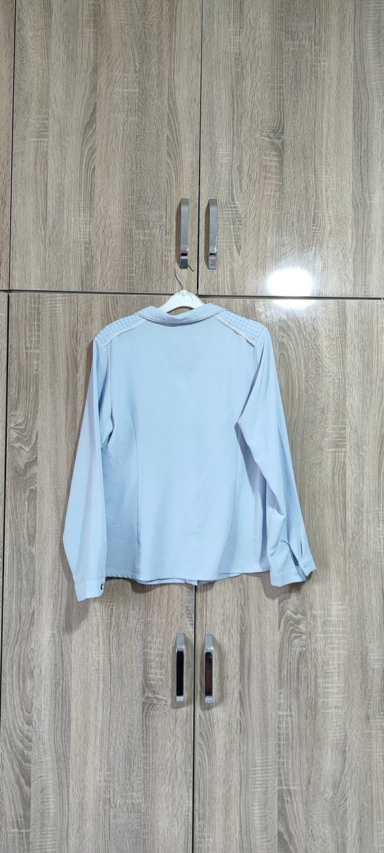 Mavi Keten Düğmeli Kadın Gömlek - Görsel 3