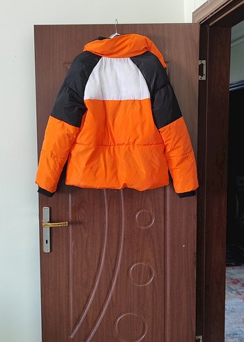 Turuncu Kapüşonlu Kadın Kışlık Mont - Görsel 4