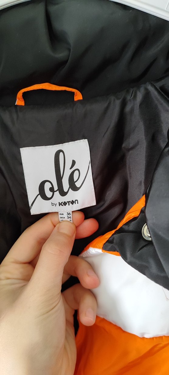 Turuncu Kapüşonlu Kadın Kışlık Mont - Görsel 3