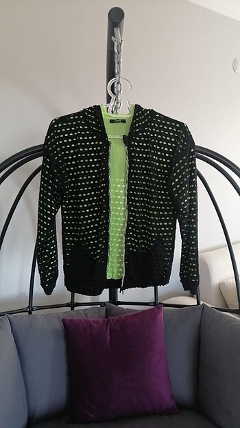 Kapşonlu Tyess sweatshirt 