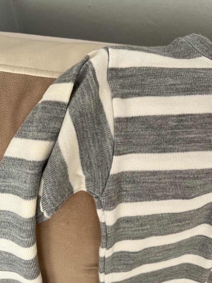 Gri Çizgili Kadın İnce Triko Kazak - Görsel 4