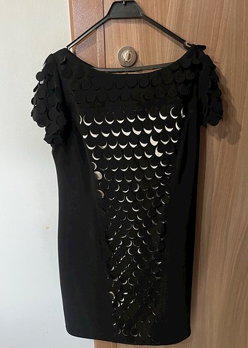 Siyah Desenli Kısa Kollu Uzun Elbise - Görsel 2