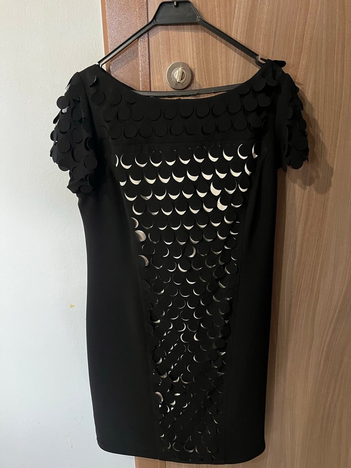 Siyah Desenli Kısa Kollu Uzun Elbise - Görsel 2