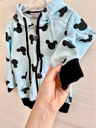 4 Yaş Beden Fermuarlı Sweatshirt