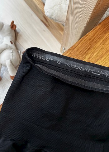 Siyah, Silikon Bantlı, Toparlayıcı Korse - Görsel 4