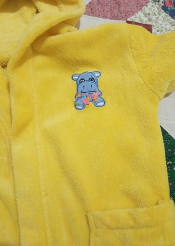Sarı Baskılı Erkek Çocuk Bornoz - Görsel 7