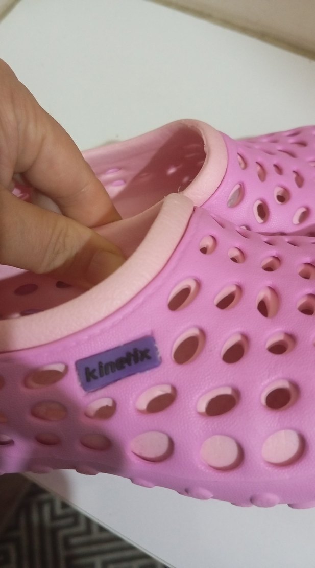 Kız Çocuk Pembe Delikli Terlik - Görsel 5