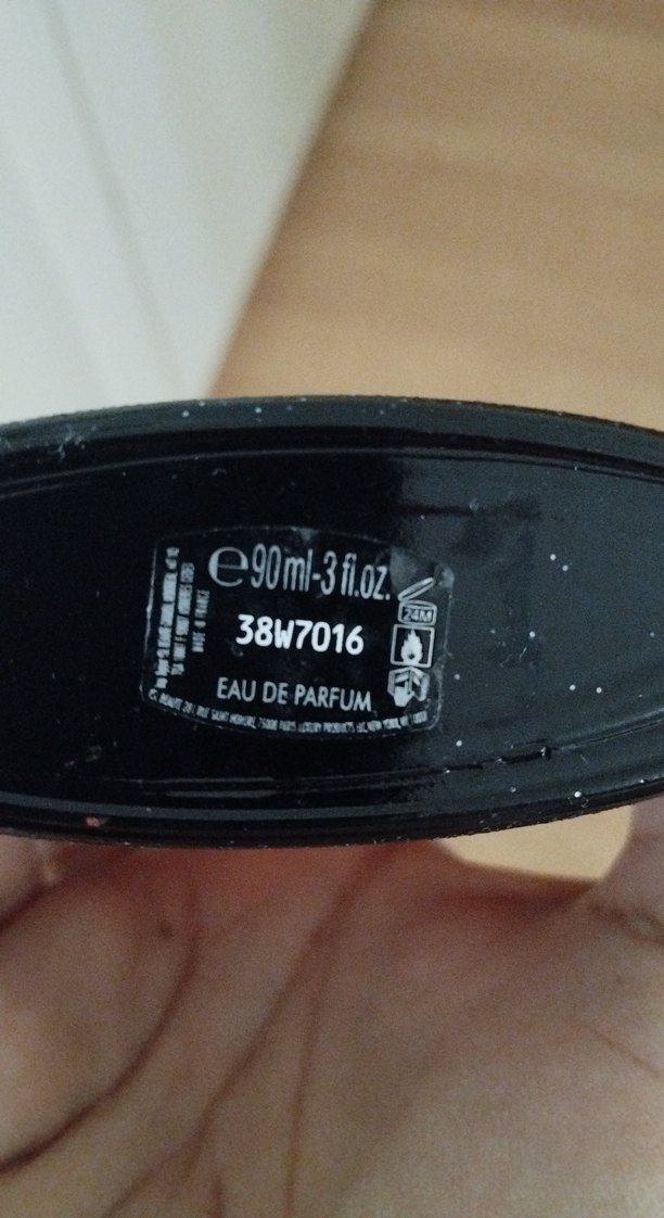 Yves Saint Laurent Black Opium Kadın Parfümü - Görsel 3