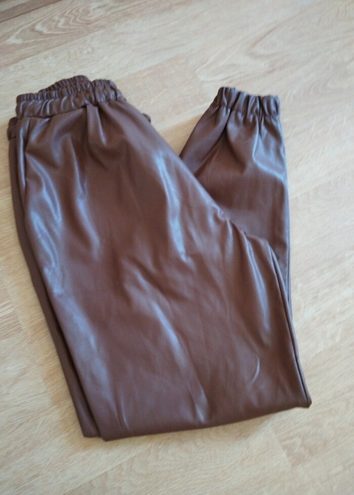 Kadın deri pantolon  - Görsel 2