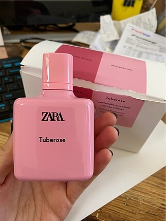 Zara tuberrose parfüm