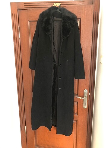 Kürklü yaka uzun kaban