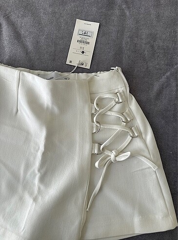 Bershka Bershka beyaz etek
