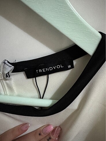 Trendyol & Milla Elbise