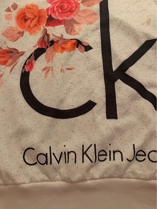 m Beden Calvin klein