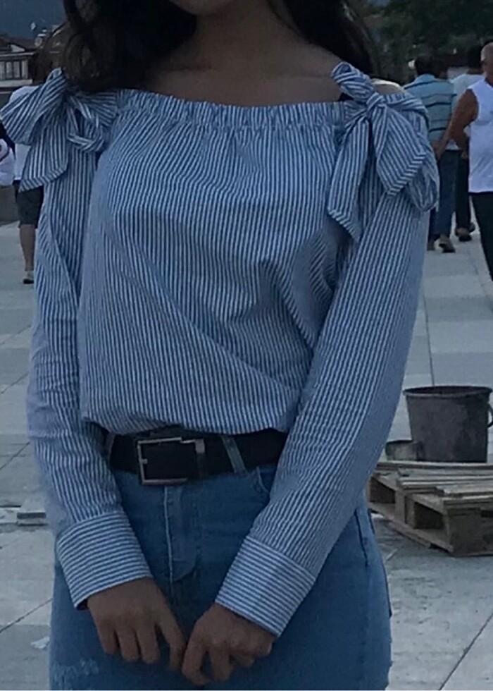 Düşük omuzlu bluz - Görsel 4