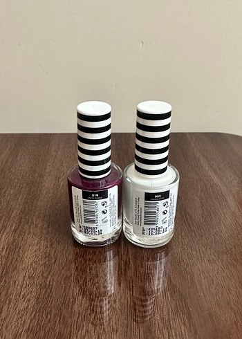 Beyaz ve Mor Oje - Görsel 2