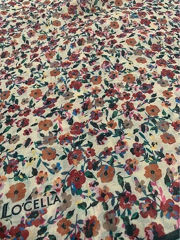 Armine Locella yazlık eşarp
