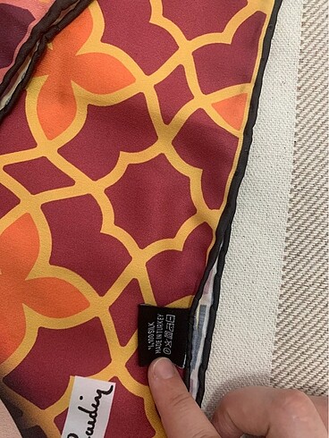  Beden turuncu Renk Pierre cardin twill eşarp
