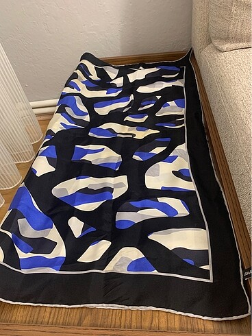 Twill ipek eşarp Silkhome satıldı