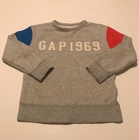 Gap Erkek Çocuk Kazak Gri