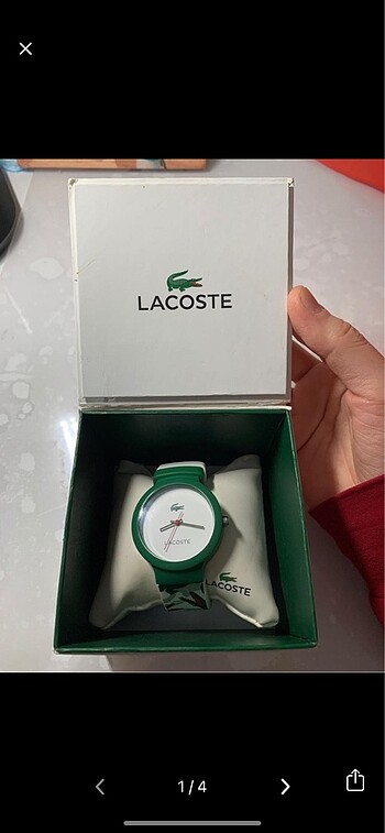 Lacoste saat