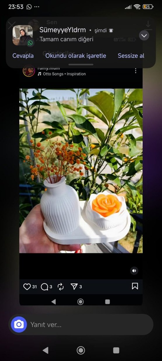 Beyaz Seramik Vazo ve Gül Şeklinde Mum Seti 3 parça - Görsel 5