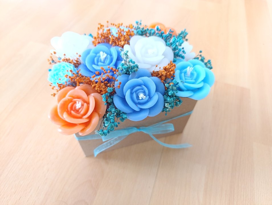 Renkli Mavi Güllü Dekoratif Mum - Görsel 4