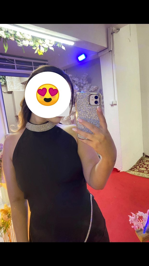 Siyah Uzun Yırtmaçlı Şık Abiye Elbise - Görsel 3