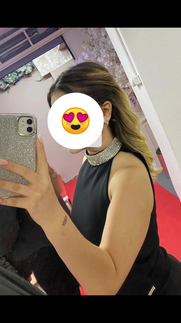 Siyah Uzun Yırtmaçlı Şık Abiye Elbise - Görsel 2