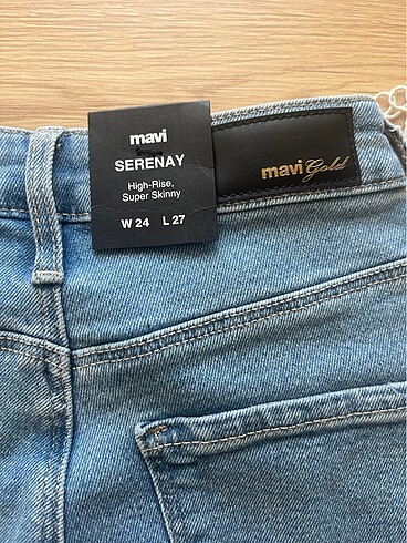 26 Beden mavi Renk Mavi jeans etiketli