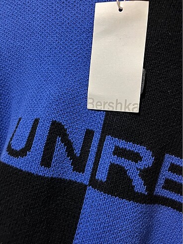 s Beden BERSHKA OVERSIZE KAZAK