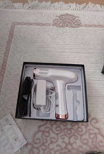 Lazer epilasyon cihazı