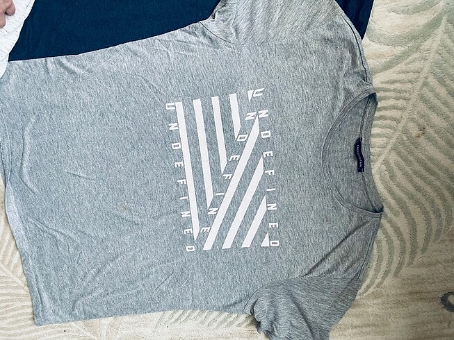 m Beden çeşitli Renk 7adet erkek tshirt ü