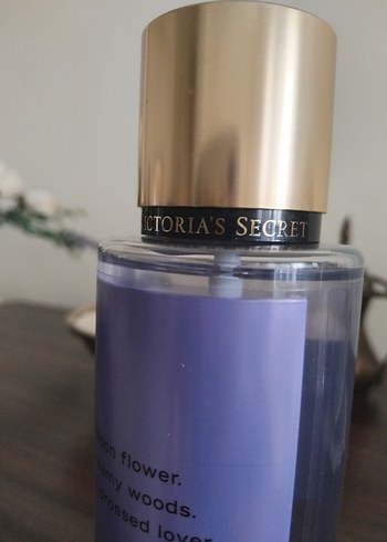 Beden Victoria's Secret Midnight Bloom Vücut spreyi orjinal