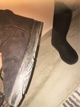 Ugg Ugg yeni gibidir tozlu sadece