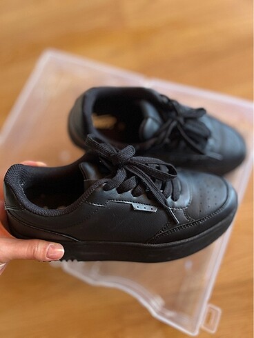 Pull and Bear Sneakers