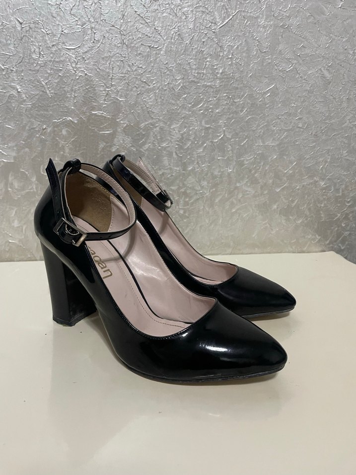 Klasik Siyah Topuklu Kadın Ayakkabı - Görsel 2