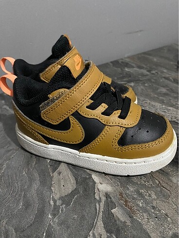 23,5 numara nike ayakkabı