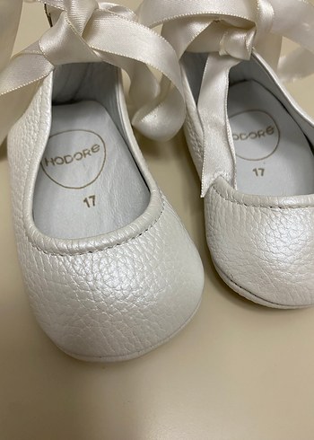 Kız Çocuk Beyaz Fiyonklu Balerin Ayakkabı - Görsel 2