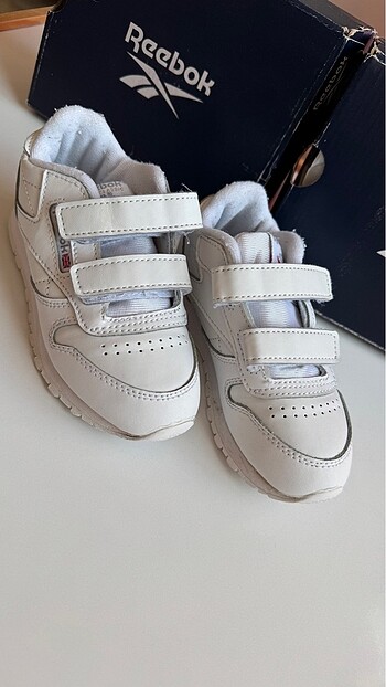 Reebok claccis