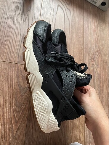 Nike Air Huarache