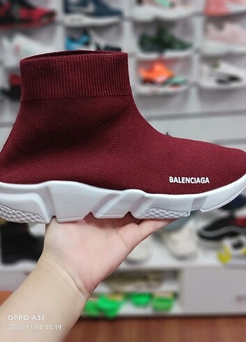 Balenciaga model 