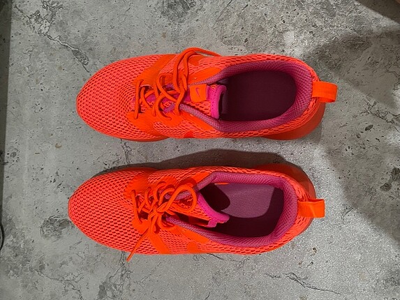Fosforlu Nike