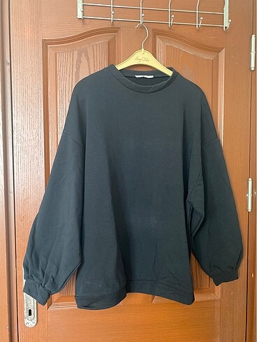 Siyah sweatshirt