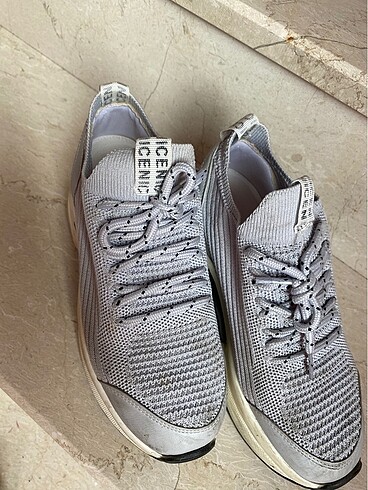 36 Beden 7 cm gizli topuk gri sneaker