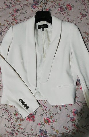 Beyaz Ceket