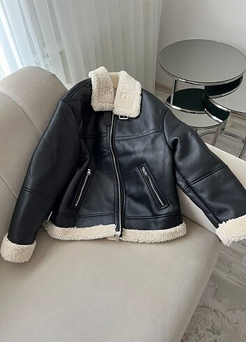 Bershka kürklü ceket 