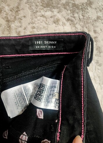 xs Beden siyah Renk Siyah Dar Pantolon Guess Skinny High